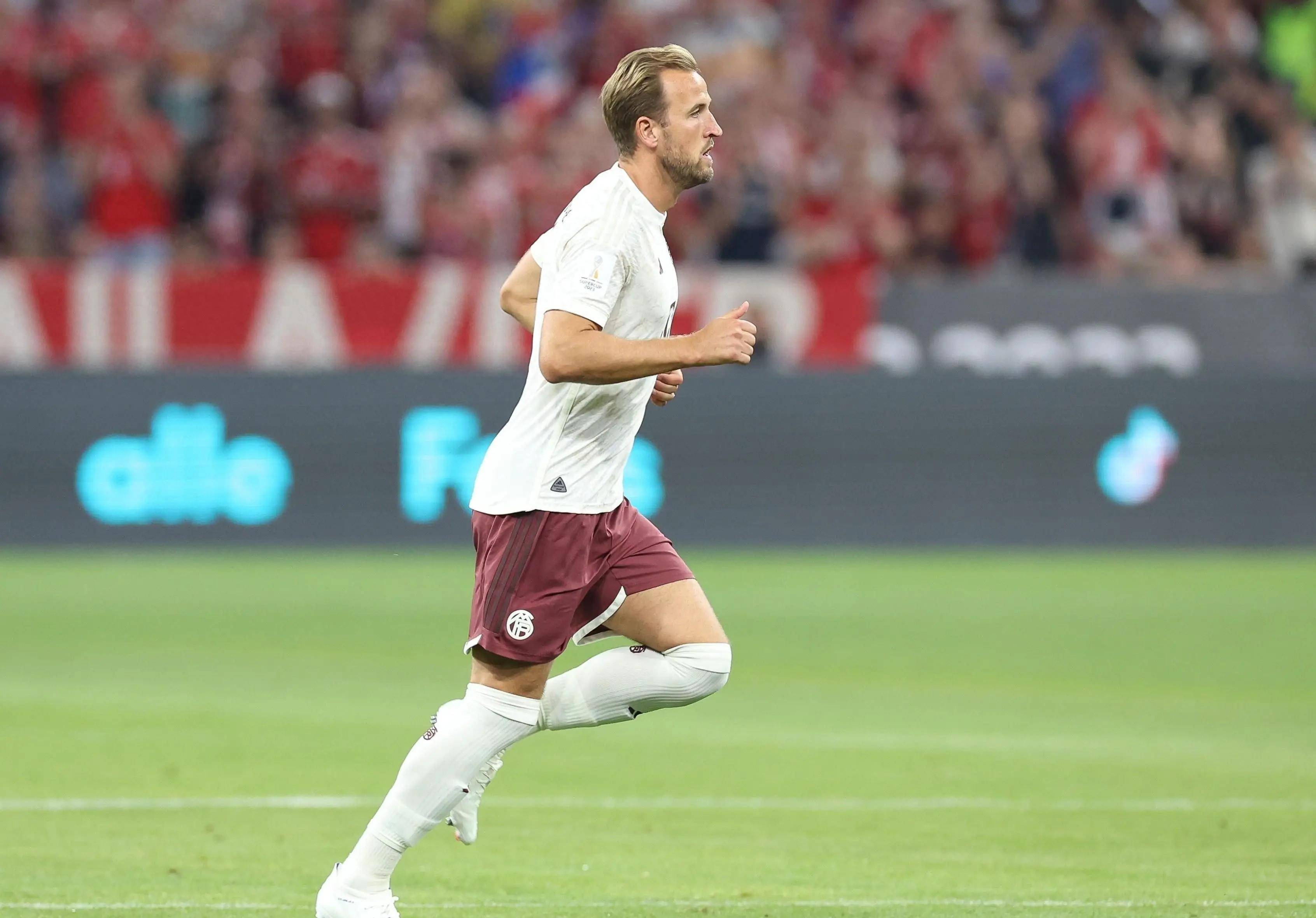 凯恩迎来二十赛季高光表现，TES球迷沸腾！